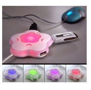 新梅花 七彩小夜燈 USB HUB 2.0 一拖四 USB集線器 hub批發(fā)圖片,新梅花 七彩小夜燈 USB HUB 2.0 一拖四 USB集線器 hub批發(fā)圖片大全,汕頭市潮陽區(qū)和平旺選電子產(chǎn)品經(jīng)營部-
