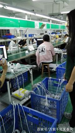 一組鏡頭帶你走進(jìn)深圳某電子廠車間,你有做過這樣的流水線工作嗎